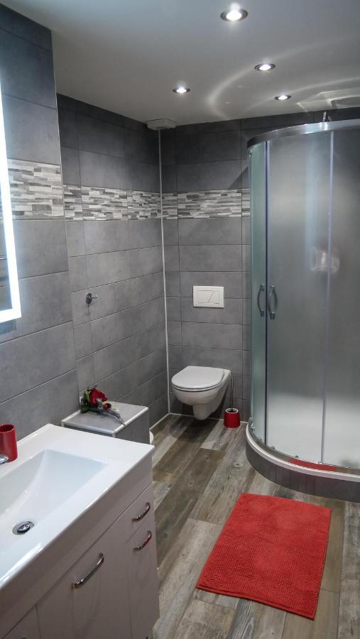 Penzion Na Hradbach Louny Exteriör bild
