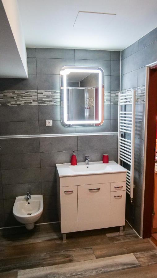Penzion Na Hradbach Louny Exteriör bild